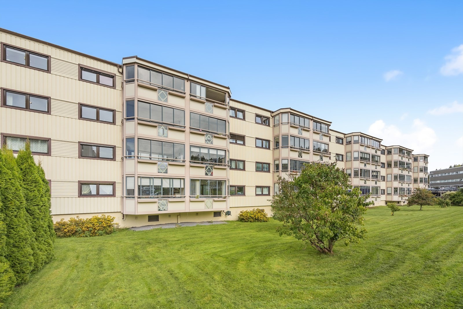 Borettslaget har flotte utearealer Galleribilde