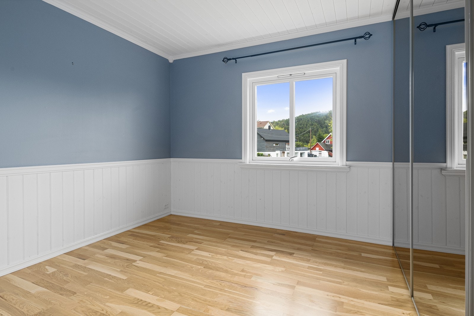 Soverom hovedetasjen. Galleribilde