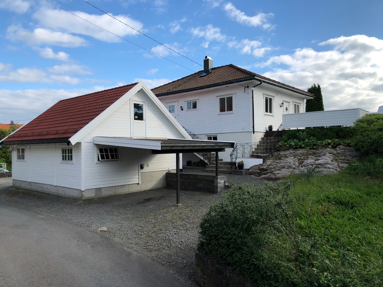 Velkommen til Midtreina 27 - Familevennlig beliggenhet på Drangeid. Galleribilde