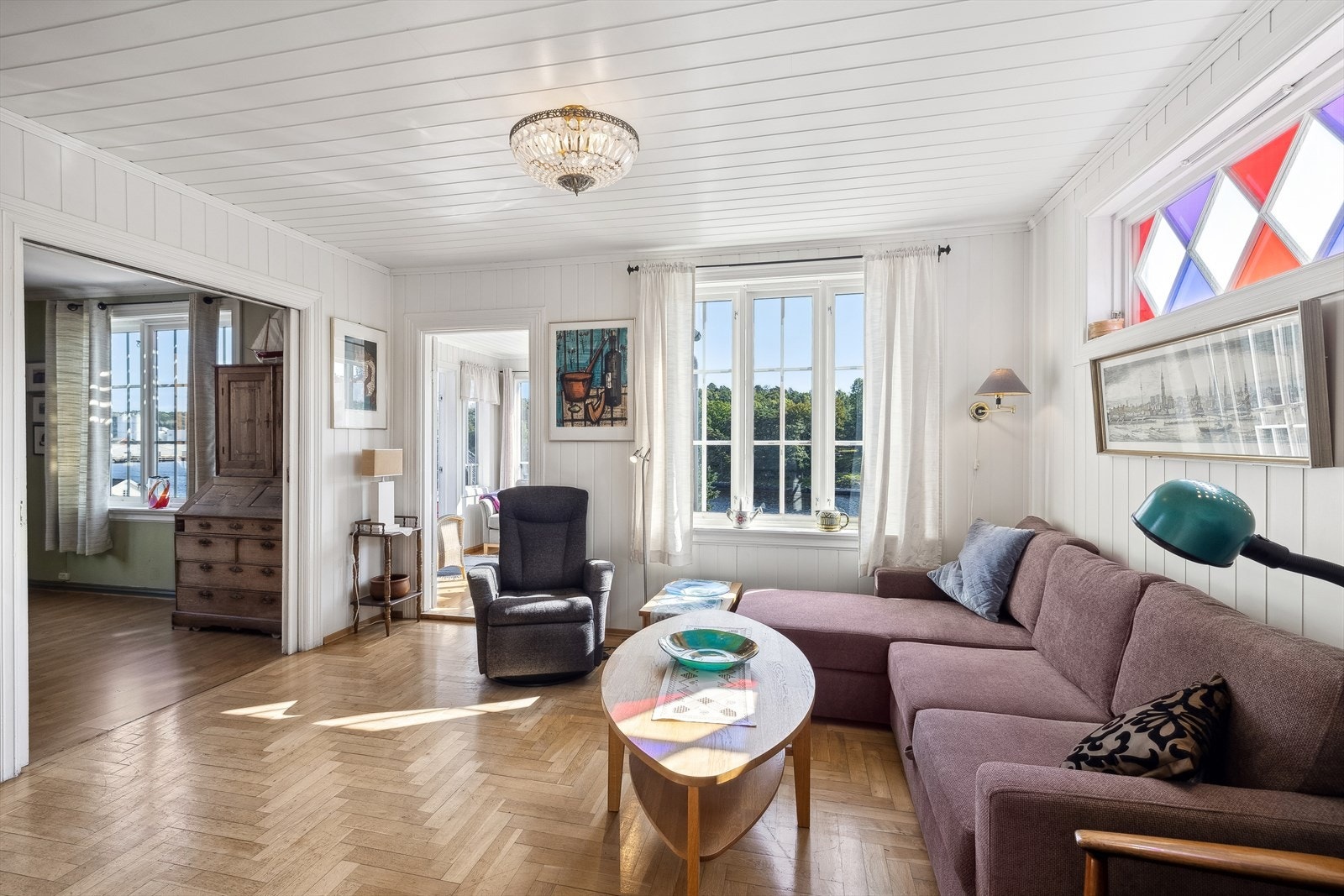 Det er god plass til sofagruppe. Galleribilde