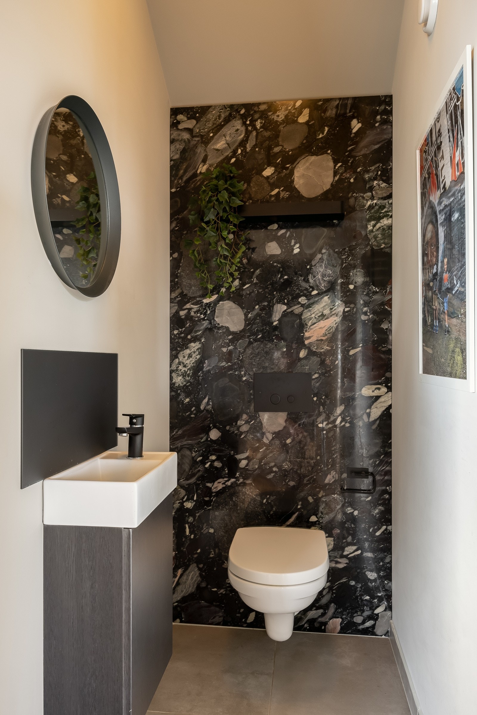 Toalettrom i hovedetasjen. Galleribilde