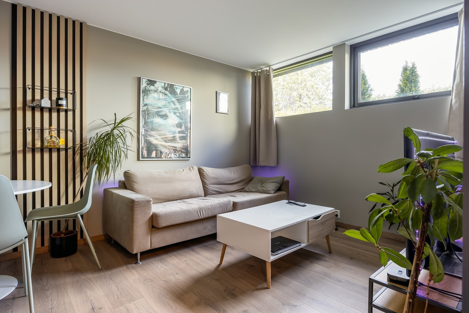 Stue i utleiedel. Galleribilde