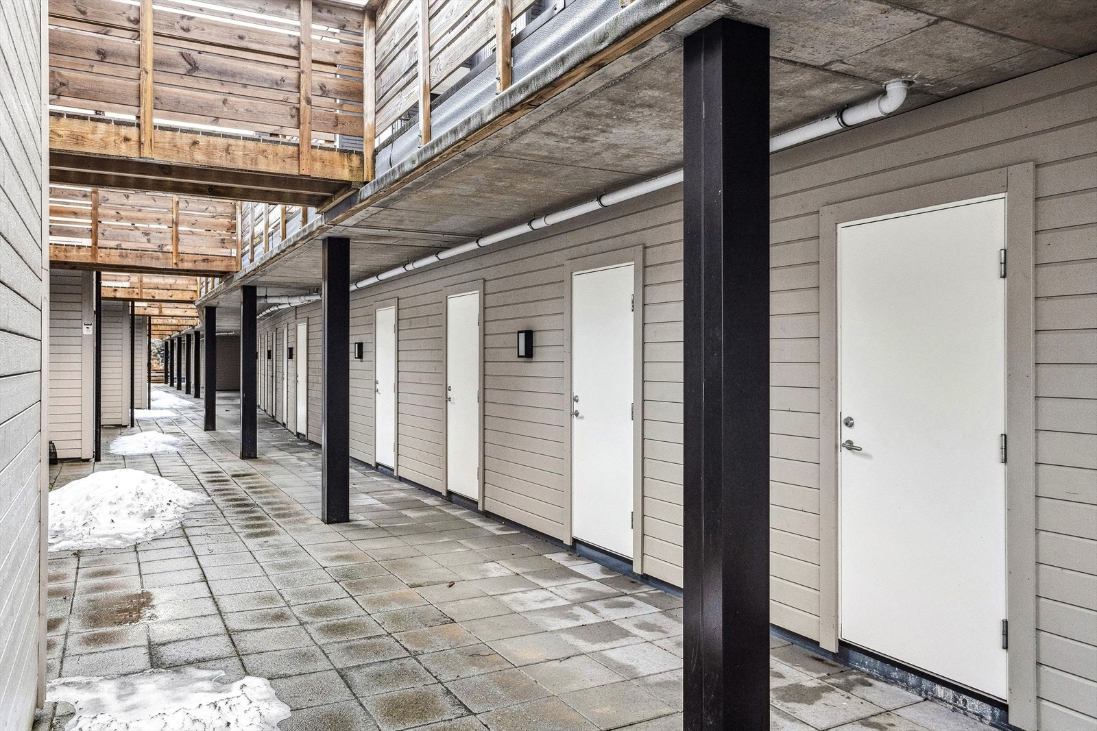 Utvendig sportsbod på 5 m² medfølger også Galleribilde