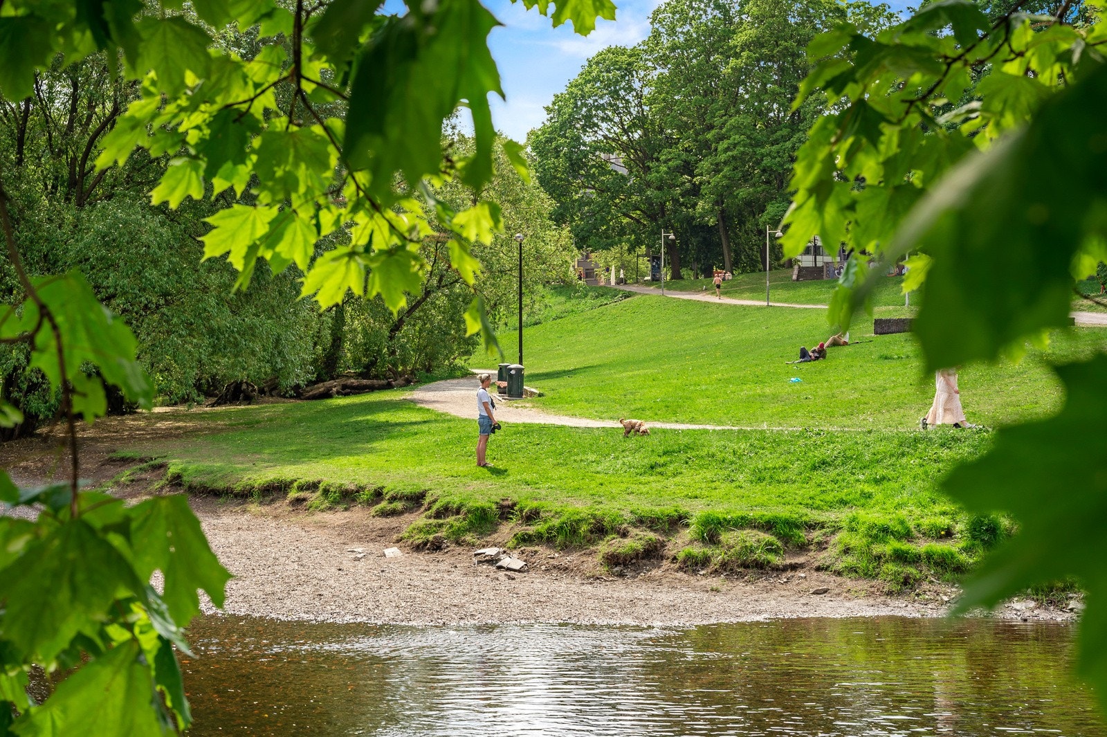 Akerselva ved eventyrbrua. Galleribilde