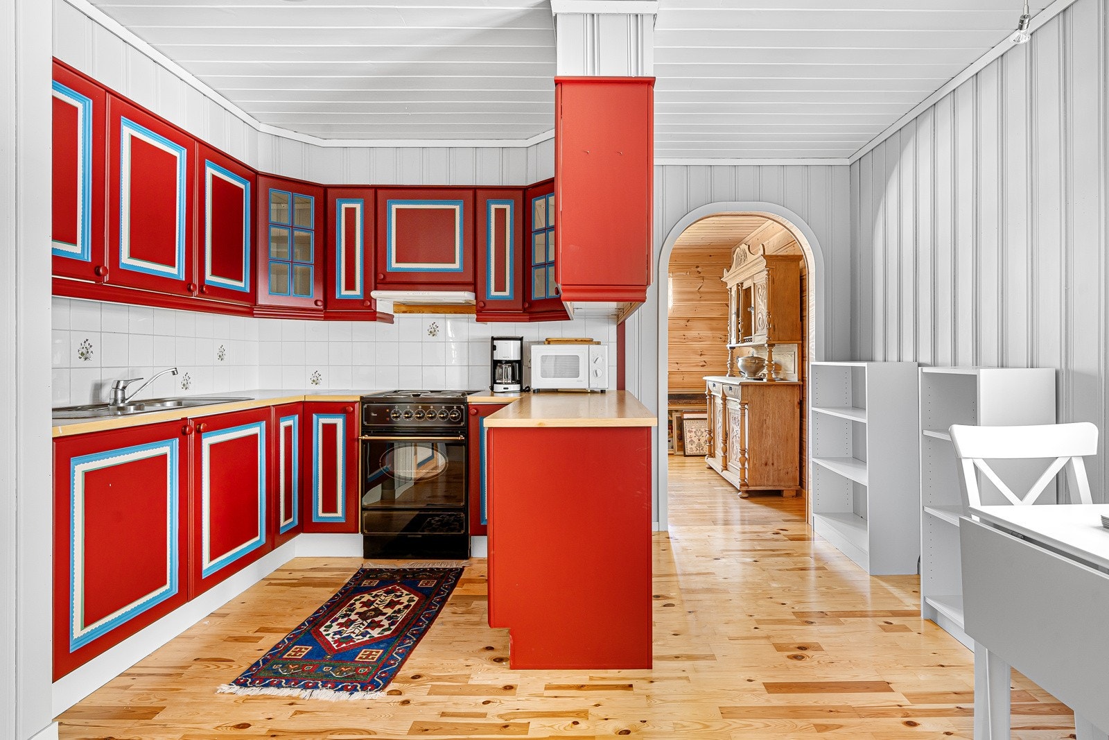 Kjøkken med spiseplass Galleribilde