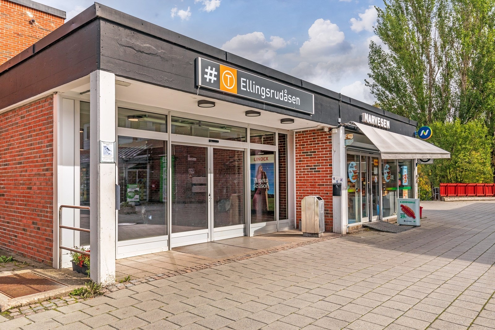 Kort gangavstand til Ellingsrudåsen T Galleribilde