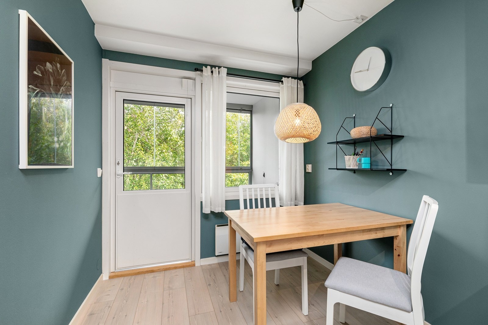 Utgang til innglasset balkong Galleribilde