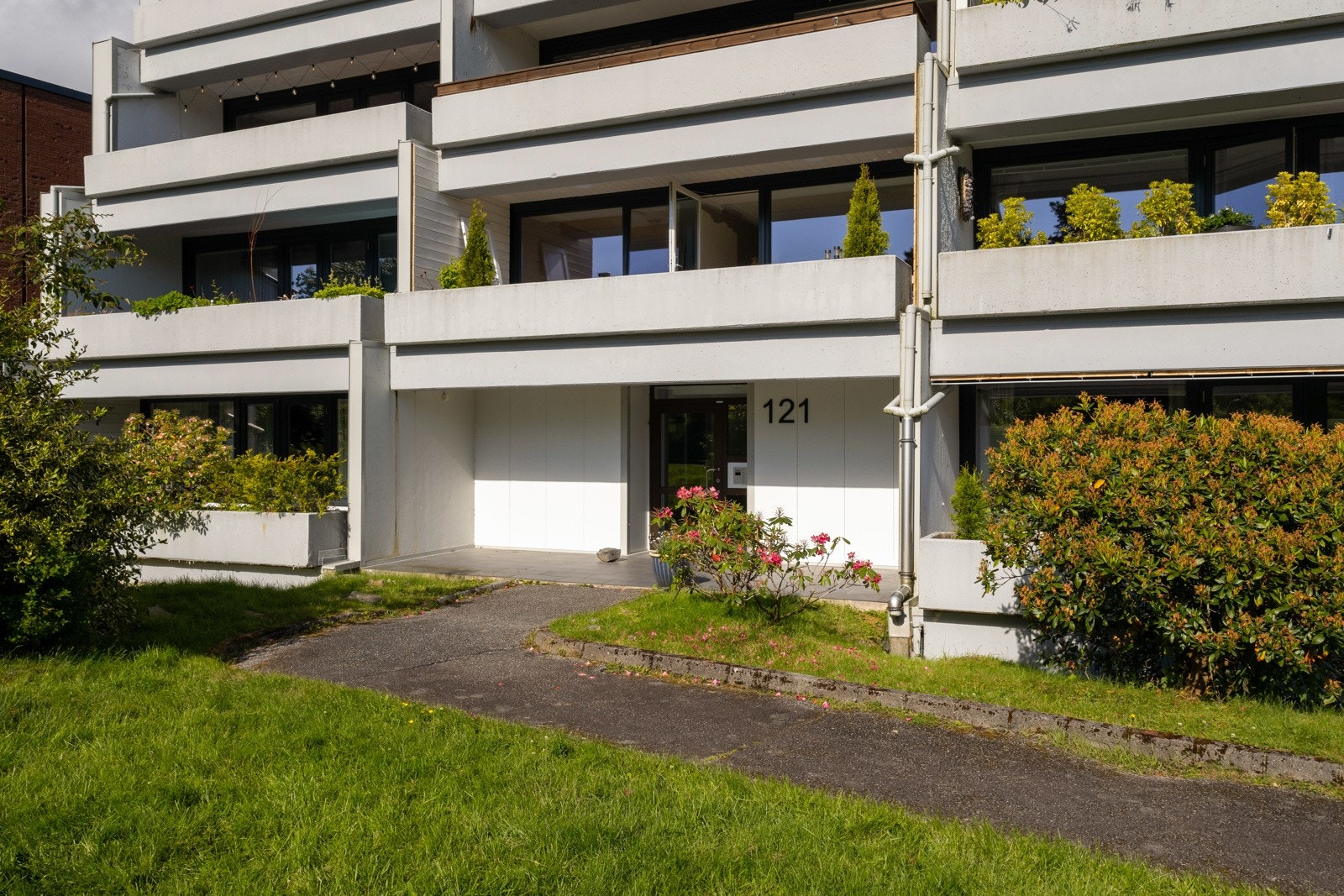 Egen utgang fra bodareal. Galleribilde