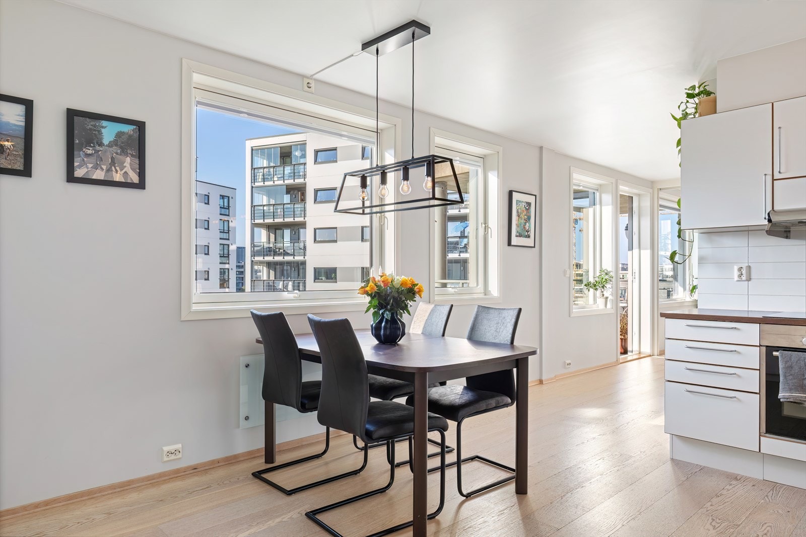 Her er det tilrettelagt for hyggelige middager med venner og familie Galleribilde