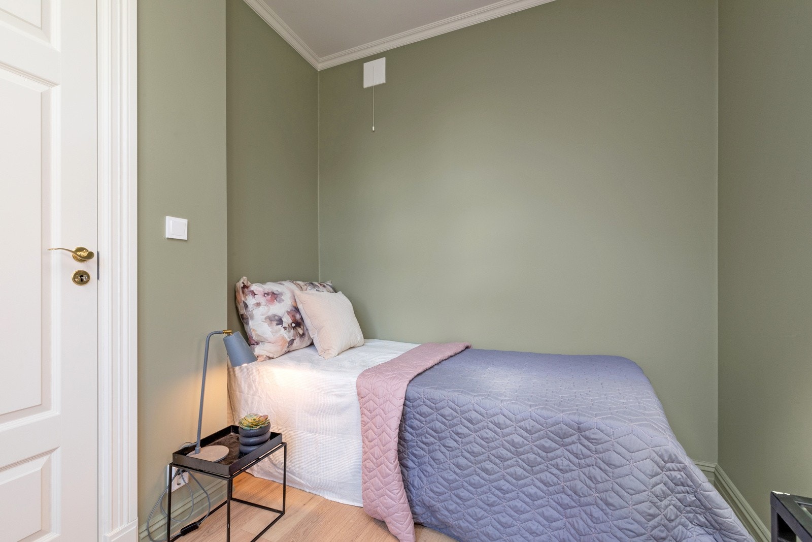 Rommet egner seg godt som f.eks. barnerom, gjesteværelse eller hjemmekontor. Galleribilde