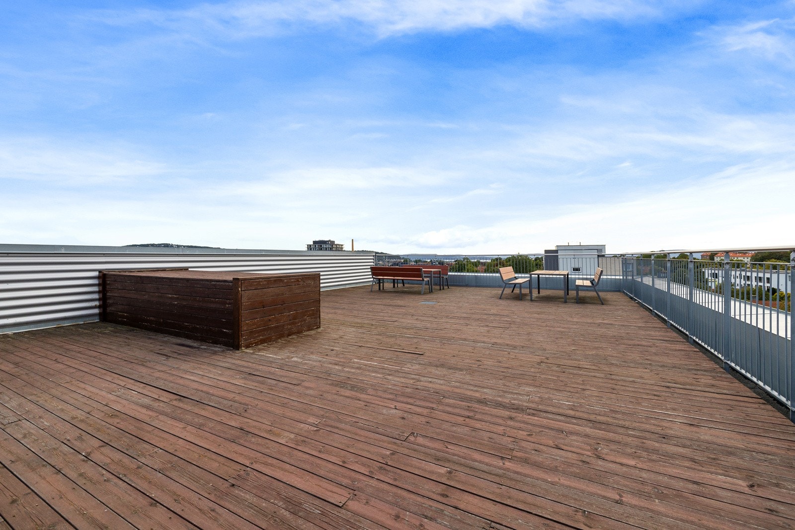 Det er også stor, felles takterrasse med gode solforhold for beboerne. Galleribilde