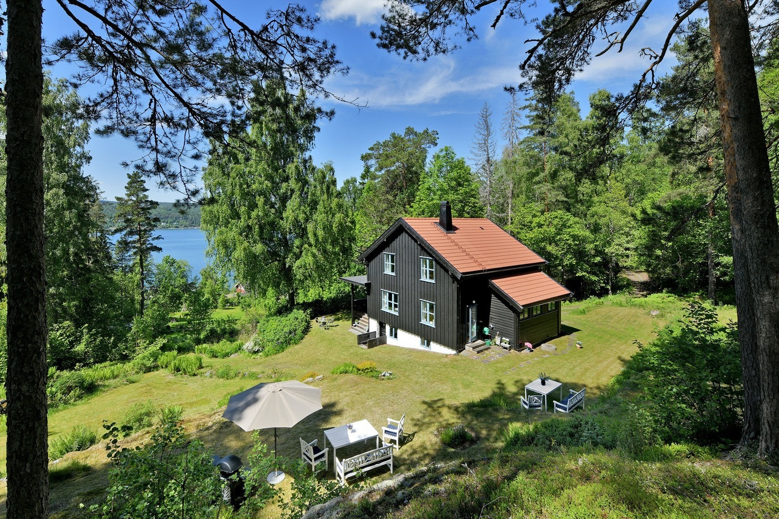 Flere fantastiske uteplasser med flott utsikt Galleribilde