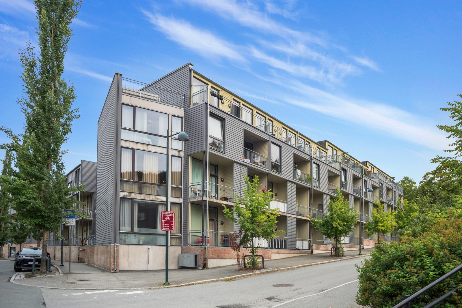 Komplekset sto ferdig i 2004 med et veldrevet sameiet og god økonomi. Galleribilde