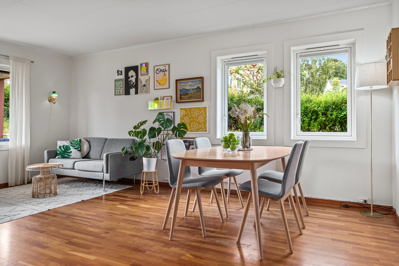 Stuen måler hele 24,5 kvm. Galleribilde