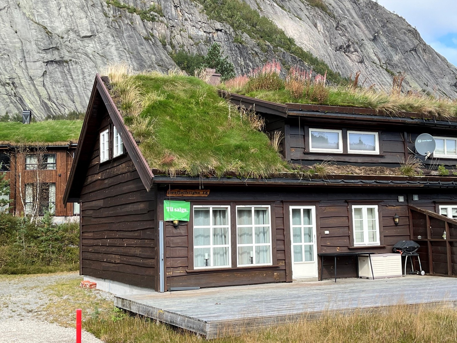 Parkering rett utenfor døren. Galleribilde