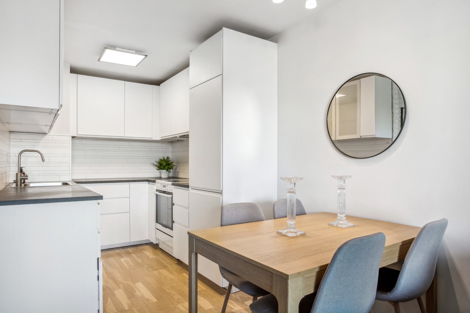 Spisebord/Kjøkken Galleribilde