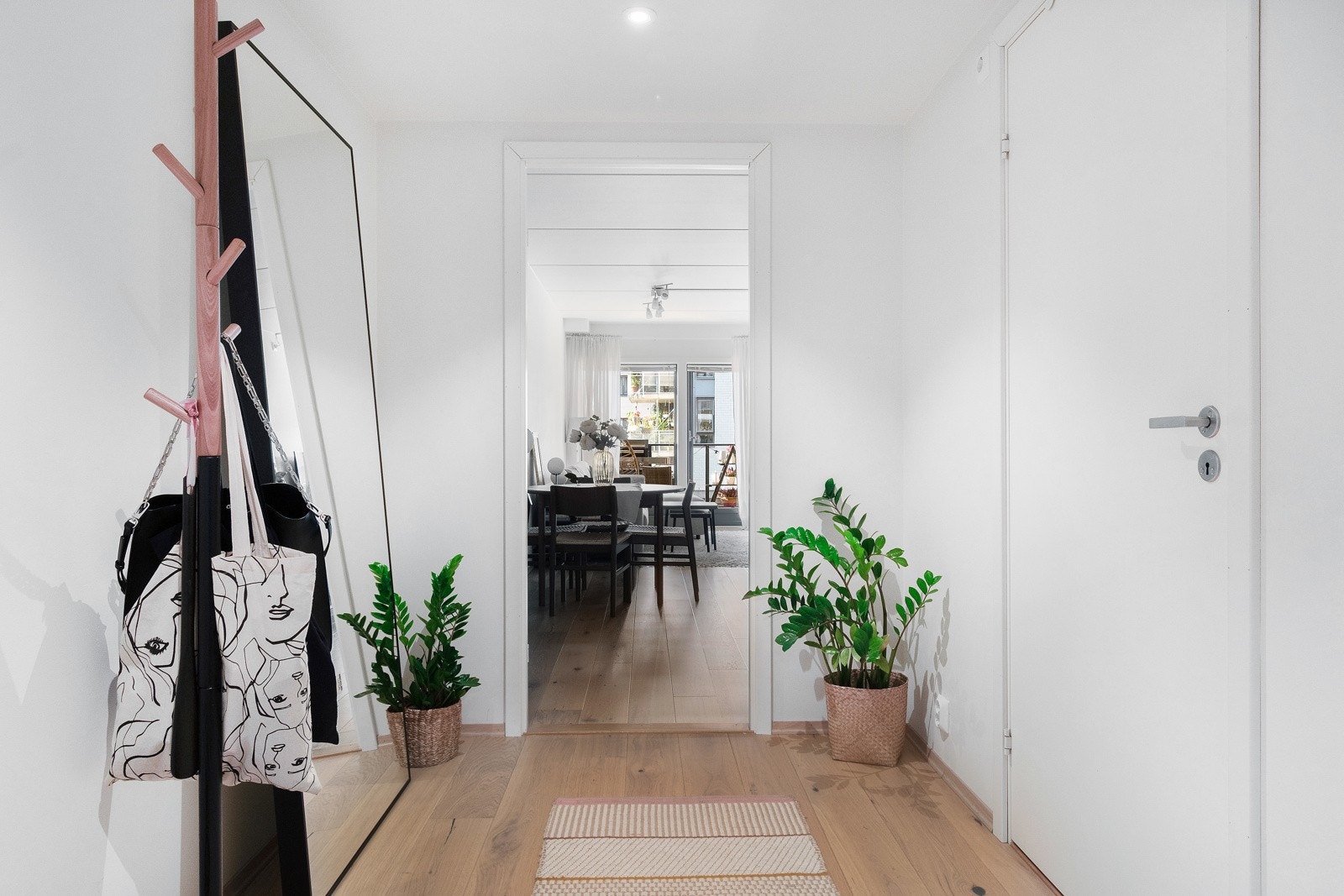 Inngangsparti Galleribilde