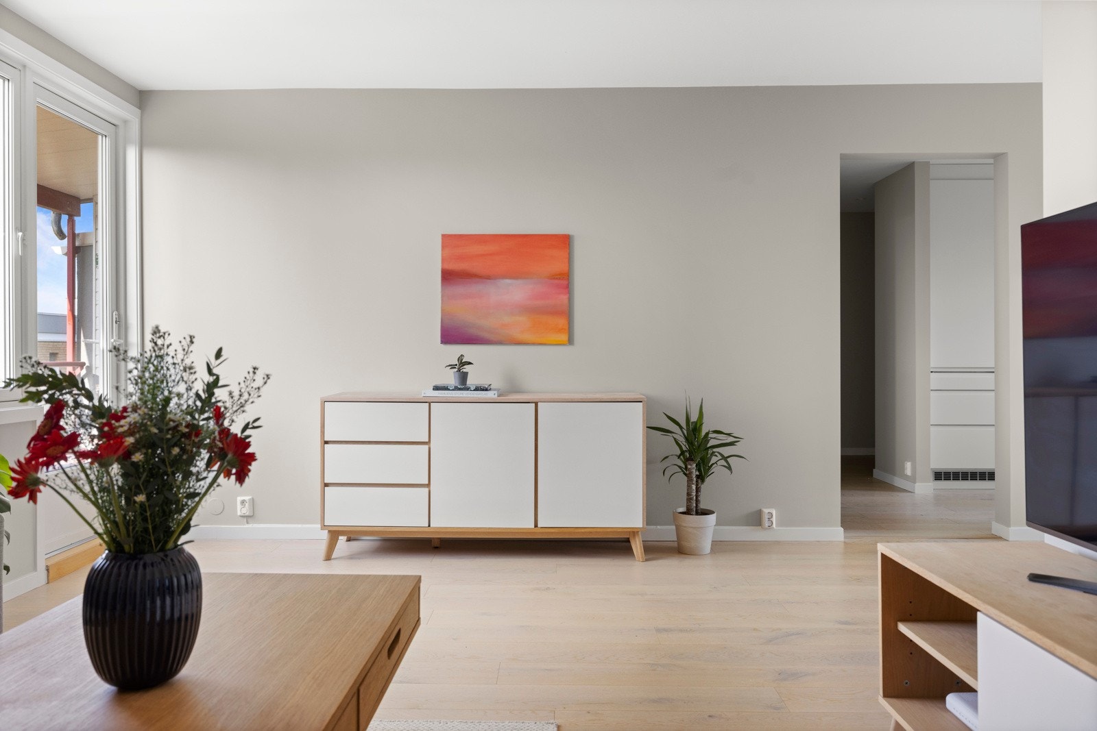 Lekker enstavs hvitlasert parkett fra Kährs Galleribilde