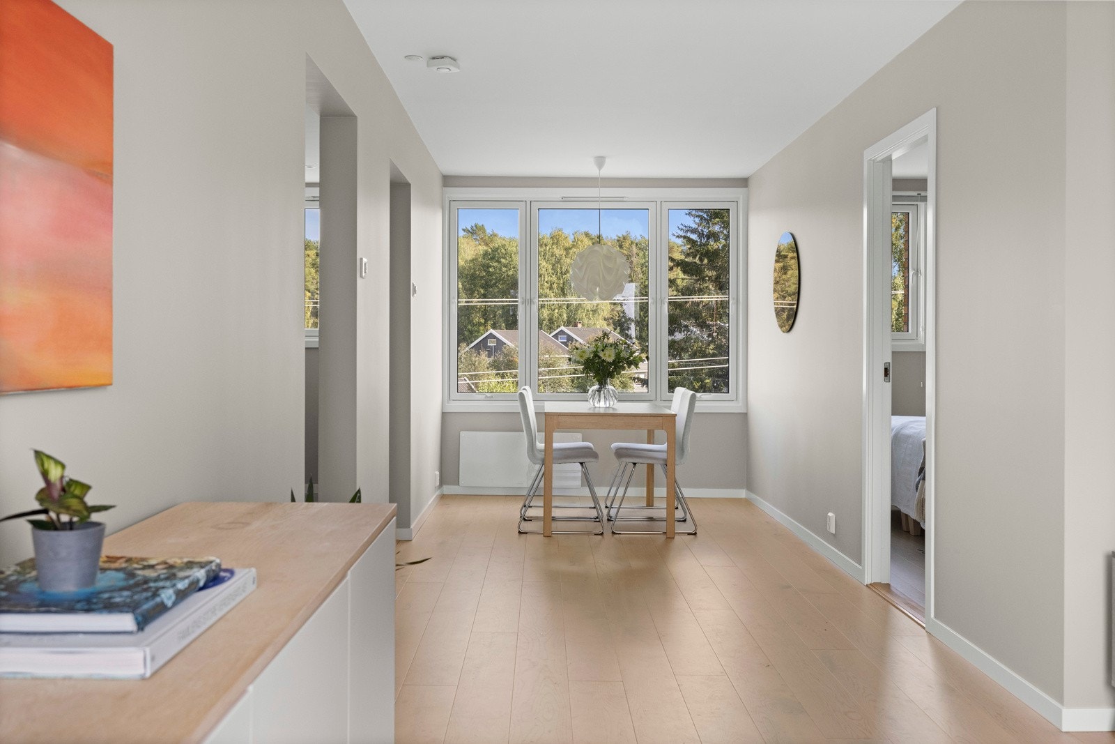 Mulig å lage et ekstra soverom der spisestuen er i dag ved behov for 3 soverom Galleribilde