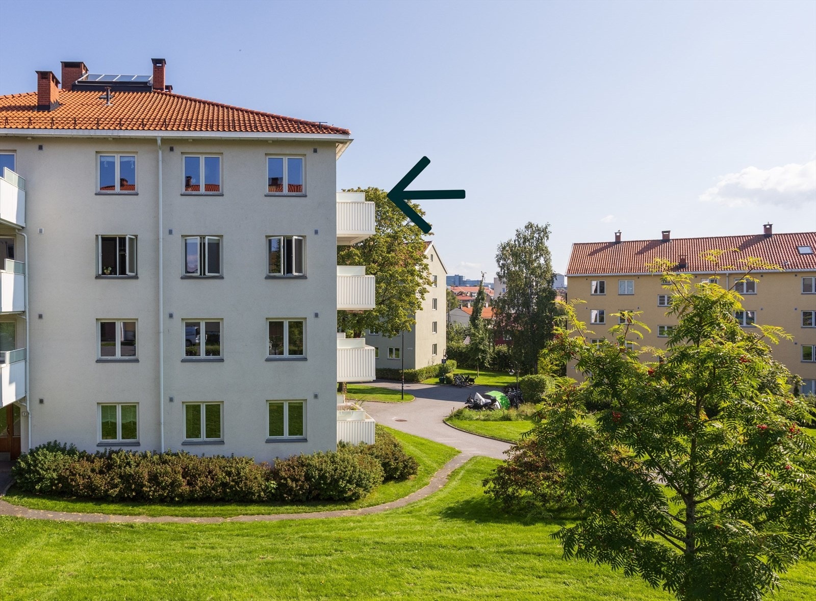 Området er kjent for å være en grønn oase med sine flotte fellesområder og gangstier mellom bebyggelsene. Galleribilde