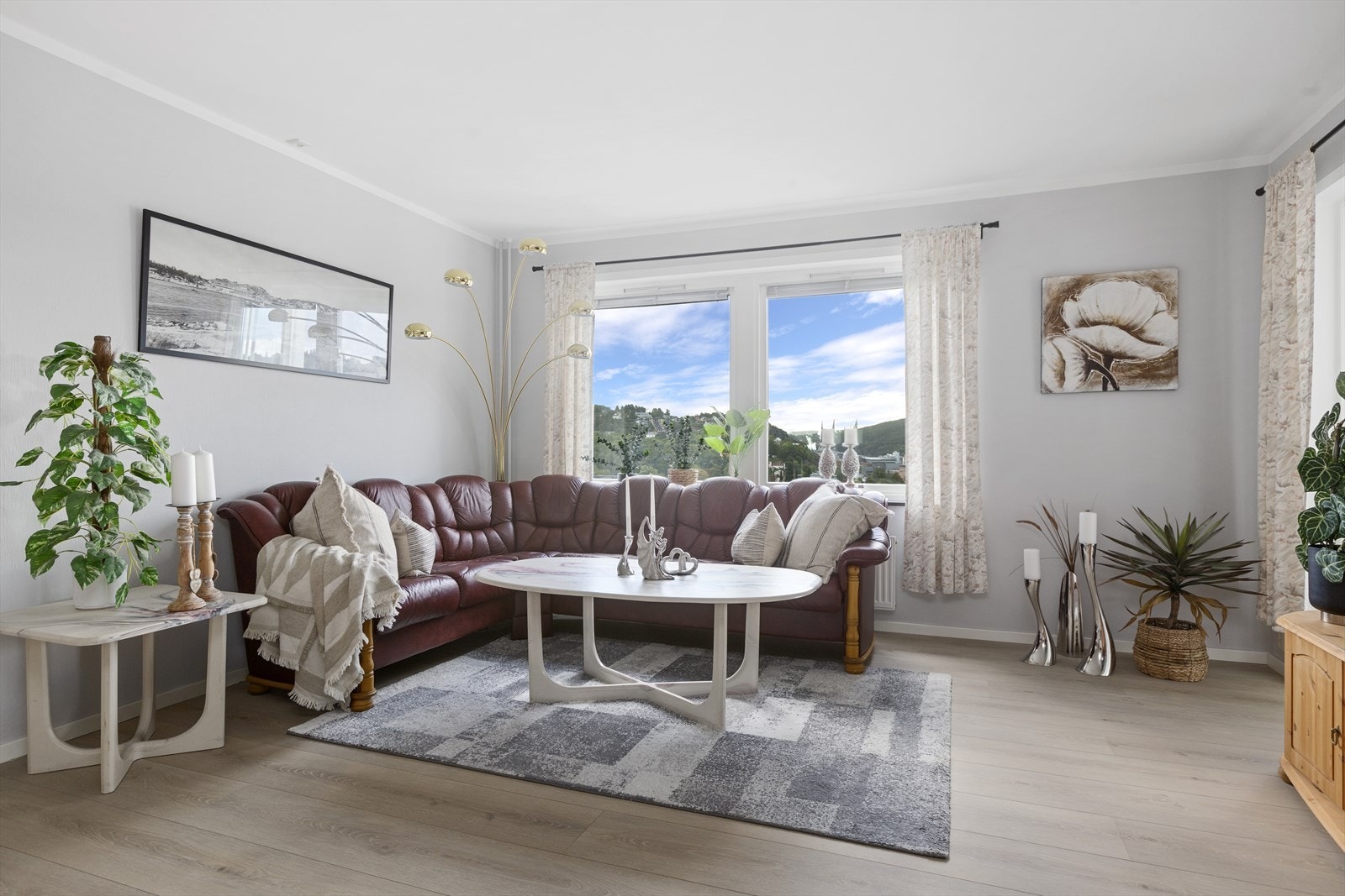 Stue med hjørnesofa Galleribilde