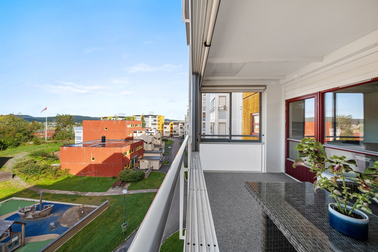 Dette er et flott forlengelse av boligen, der du kan skape en koselig oase tilpasset dine behov. Galleribilde