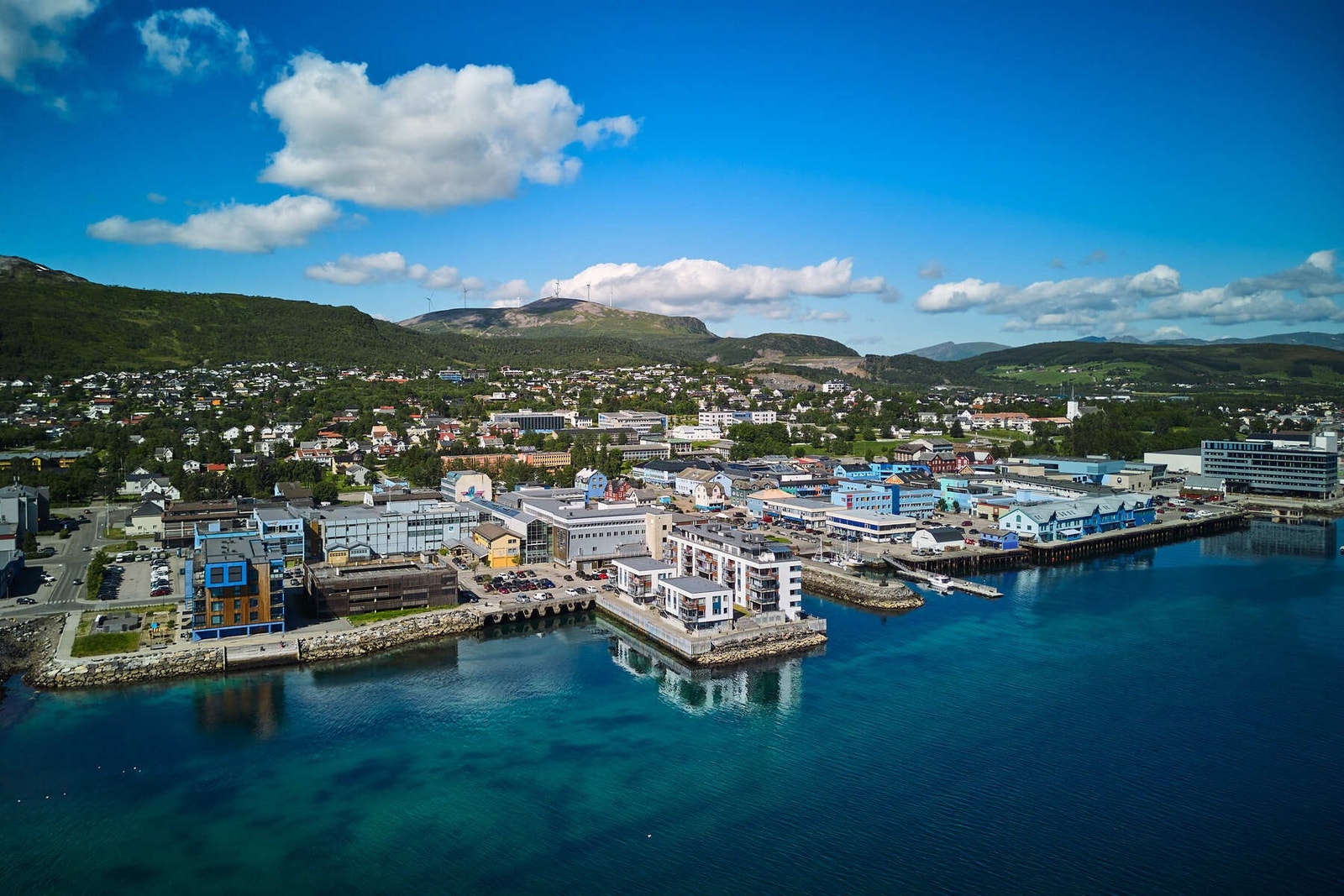 Du har svært kort vei til alle byens fasiliteter og kan nyte godt av disse fordelene i en travel hverdag. Galleribilde