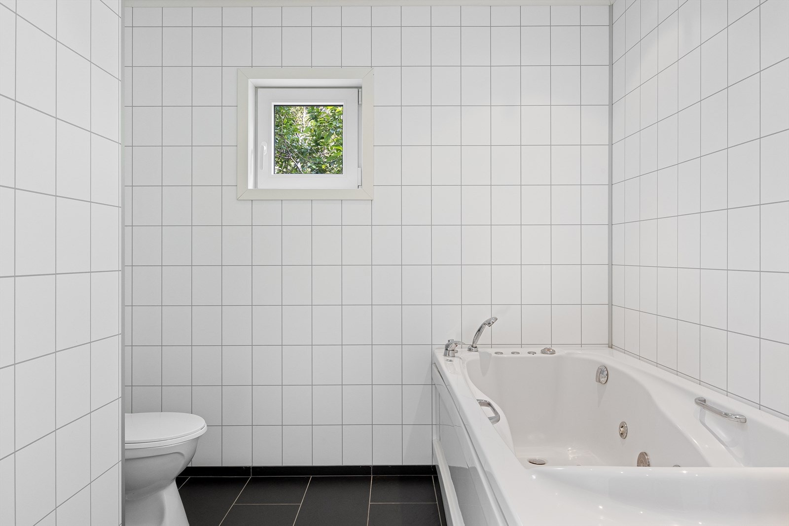 Bad 1 er på 7,8 kvm. Galleribilde