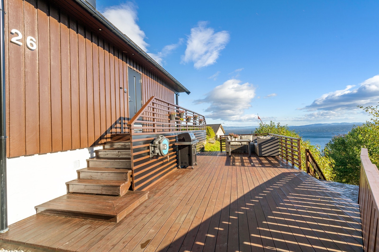 Her får du upåklagelige sol-og utsiktsforhold. Galleribilde