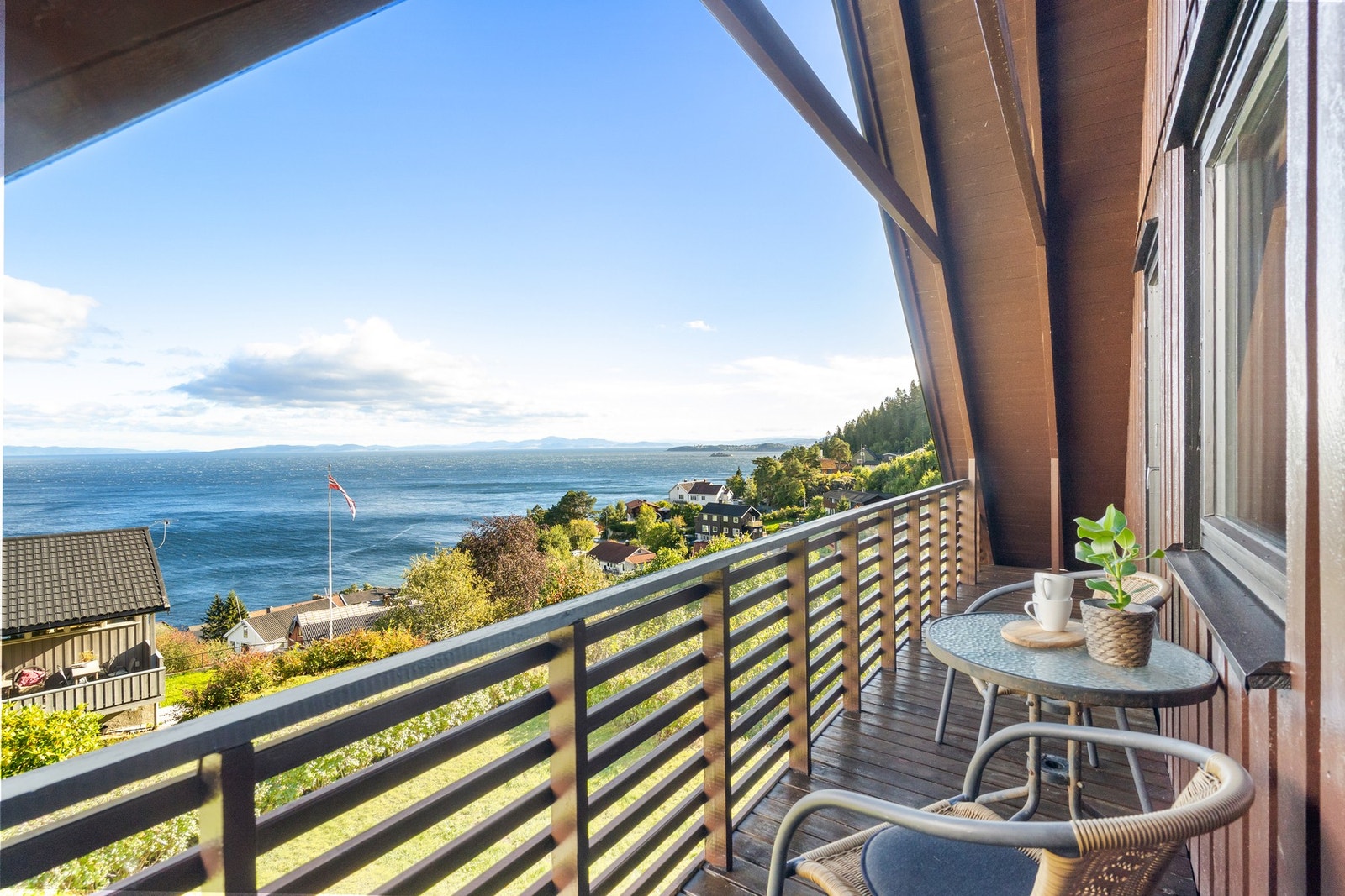 Balkong med flott utsikt. Galleribilde