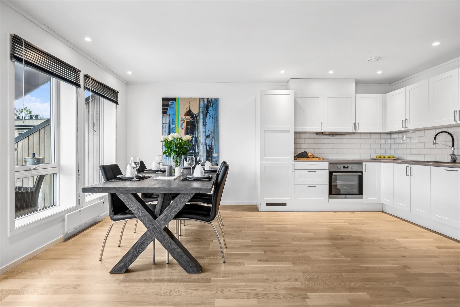 Her kan du invitere familie og venner til hyggelige sammenkomster. Galleribilde