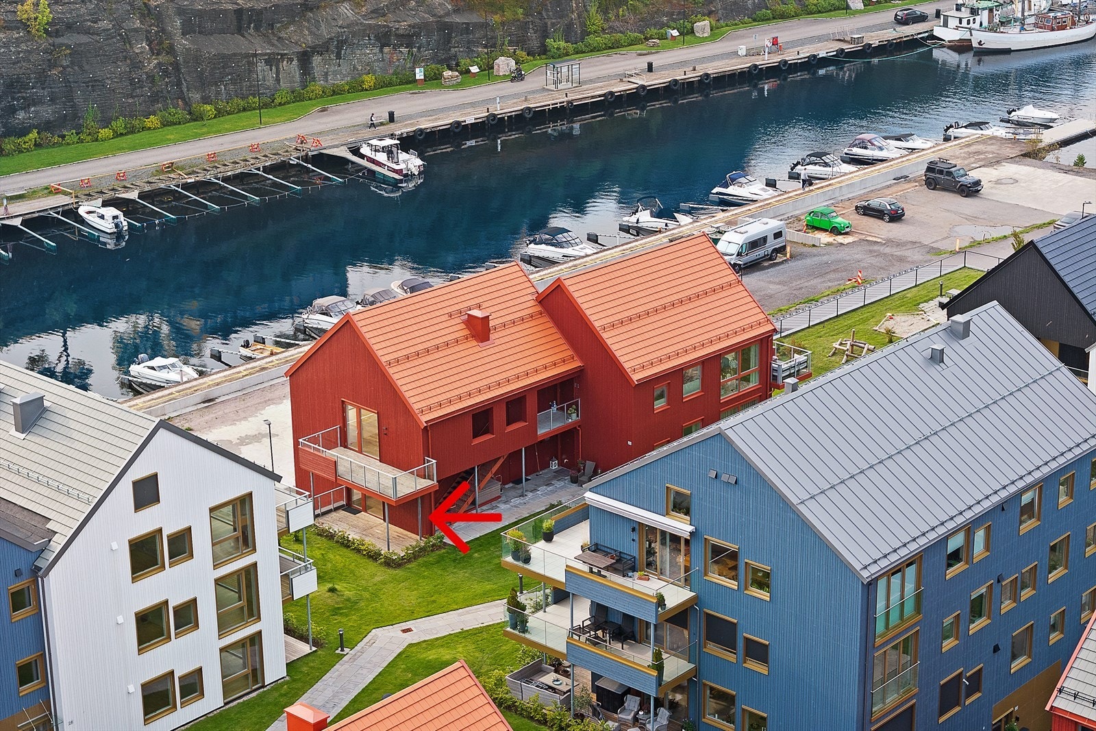 Kort vei til sjøen fra leiligheten! Galleribilde