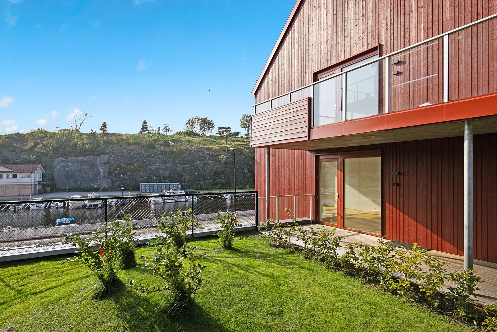 En sjønær og innbydende leilighet uten boplikt på Smietangen i Langesund Galleribilde