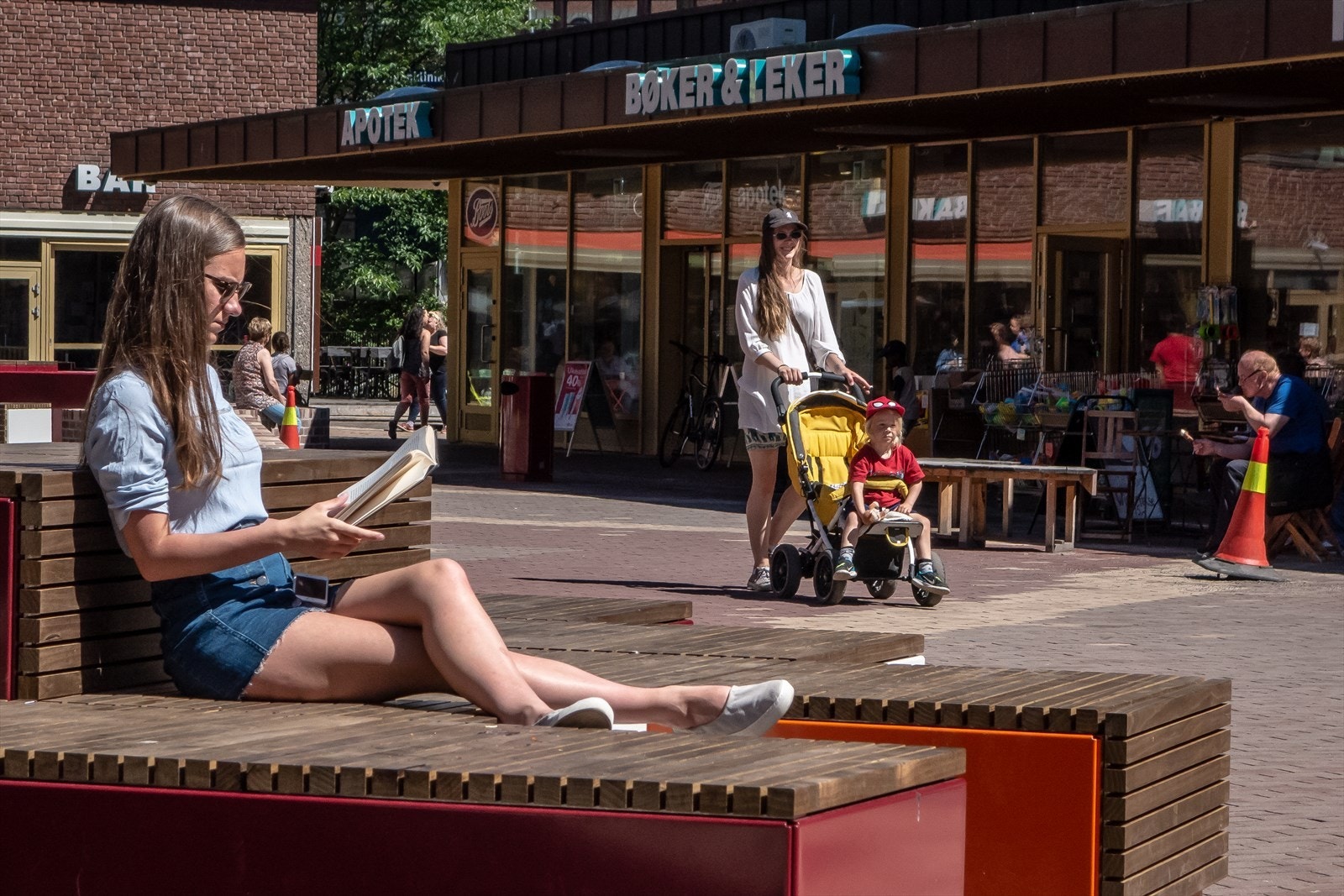 Tøyen torg Galleribilde