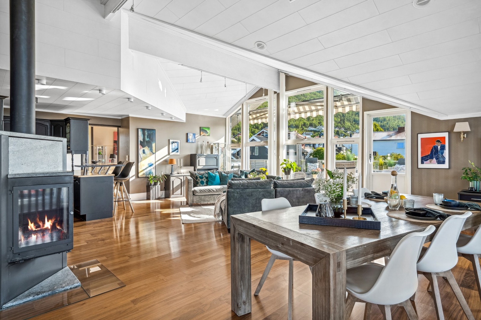 Her får du luftige rom med en takhøyde godt over normalen. Galleribilde