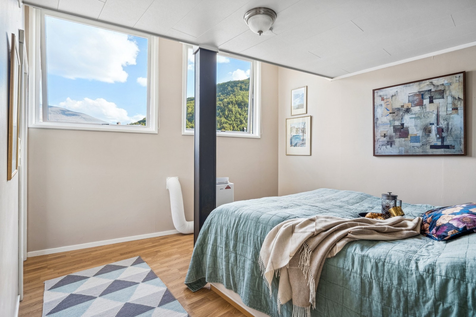 Hovedsoverommet har eget bad. Galleribilde