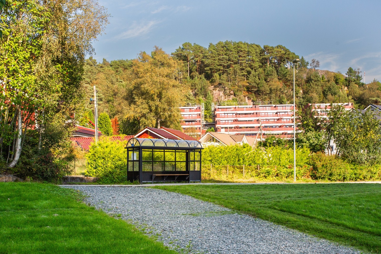Kollektivtransport finner du rett ved borettslaget, hvor linje 18 går i retning Barliveien/Formanns vei. Galleribilde
