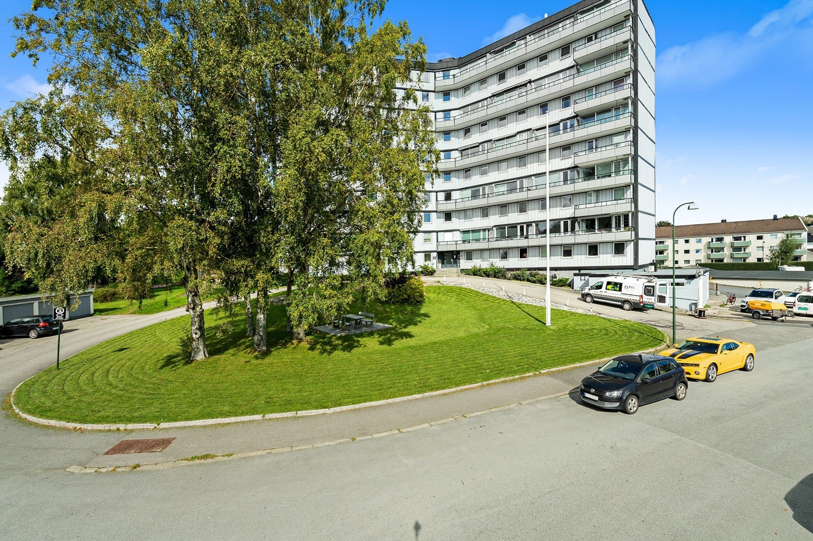 Joham Øydegards vei 81 har flott uteområdet og ikke minst en veldig sentral beliggenhet. Galleribilde