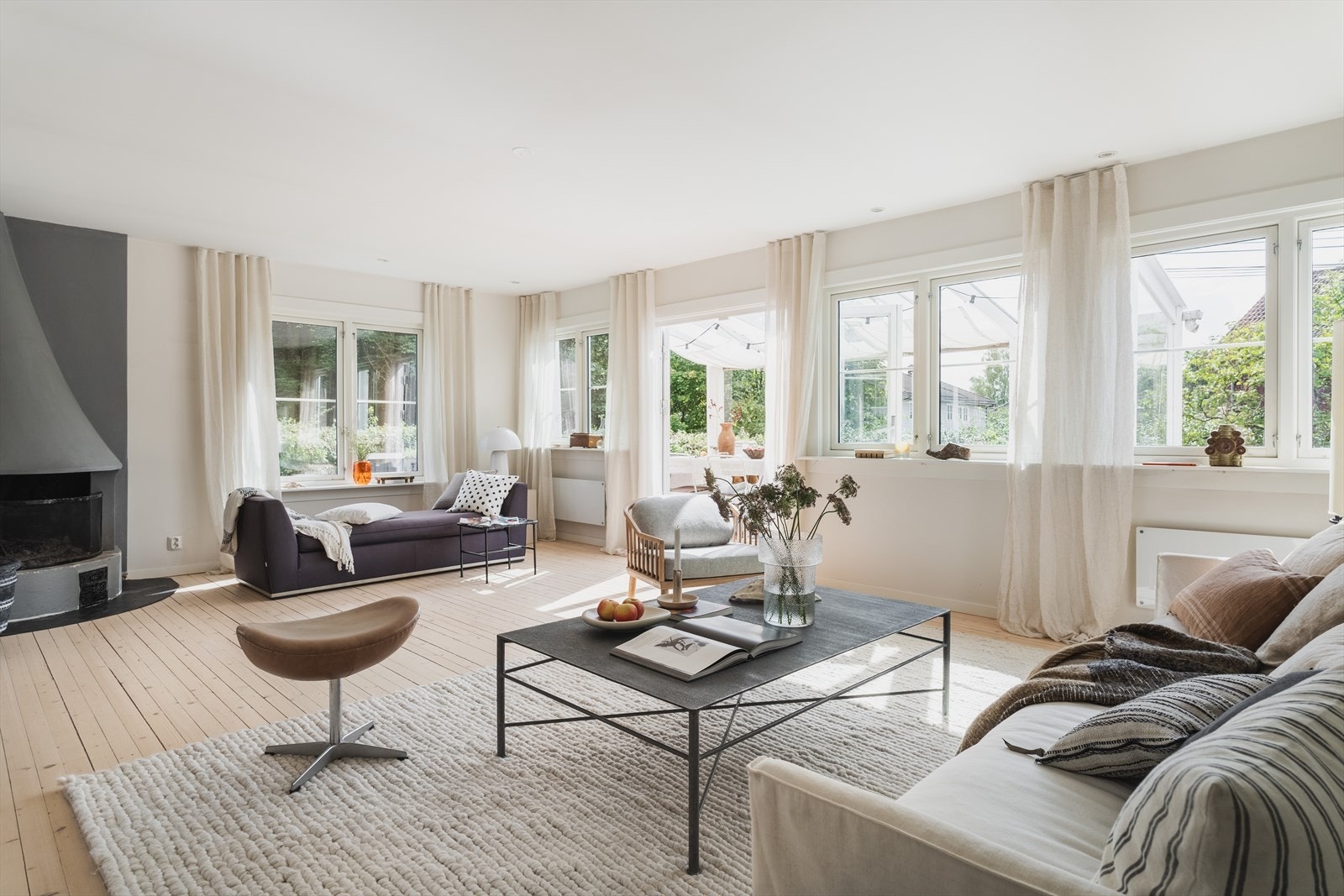 Velkommen til Th. Kittelses vei 8
En lys og innholdsrik familiebolig med skjermet beliggenhet og gode solforhold. Galleribilde