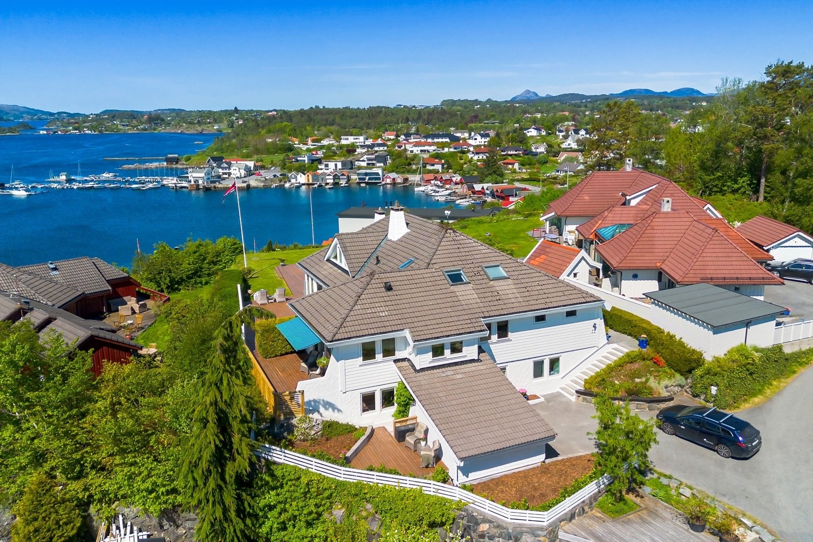 En ryddig og velholdt bolig som er pent oppgradert. Galleribilde