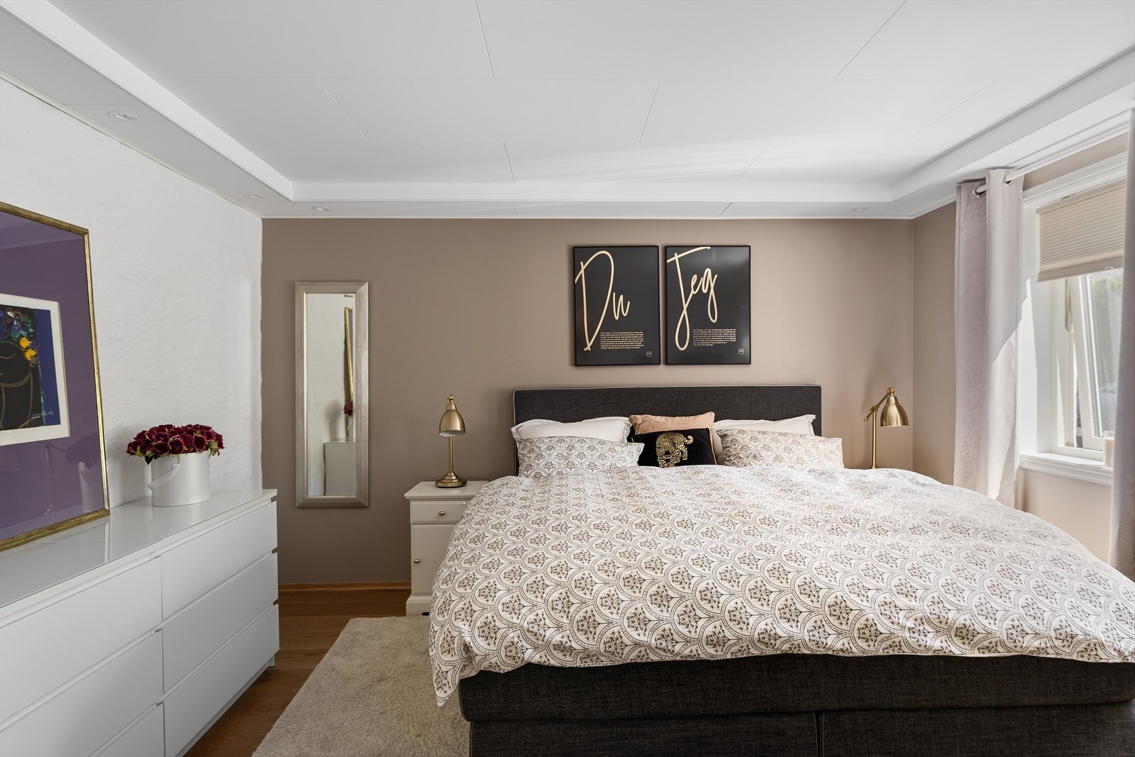 Soverom underetasje. Galleribilde