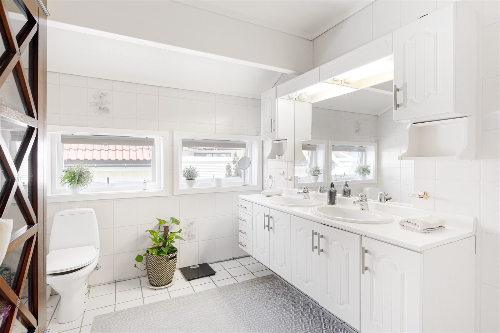 Eldre men nøytrale bad. Galleribilde