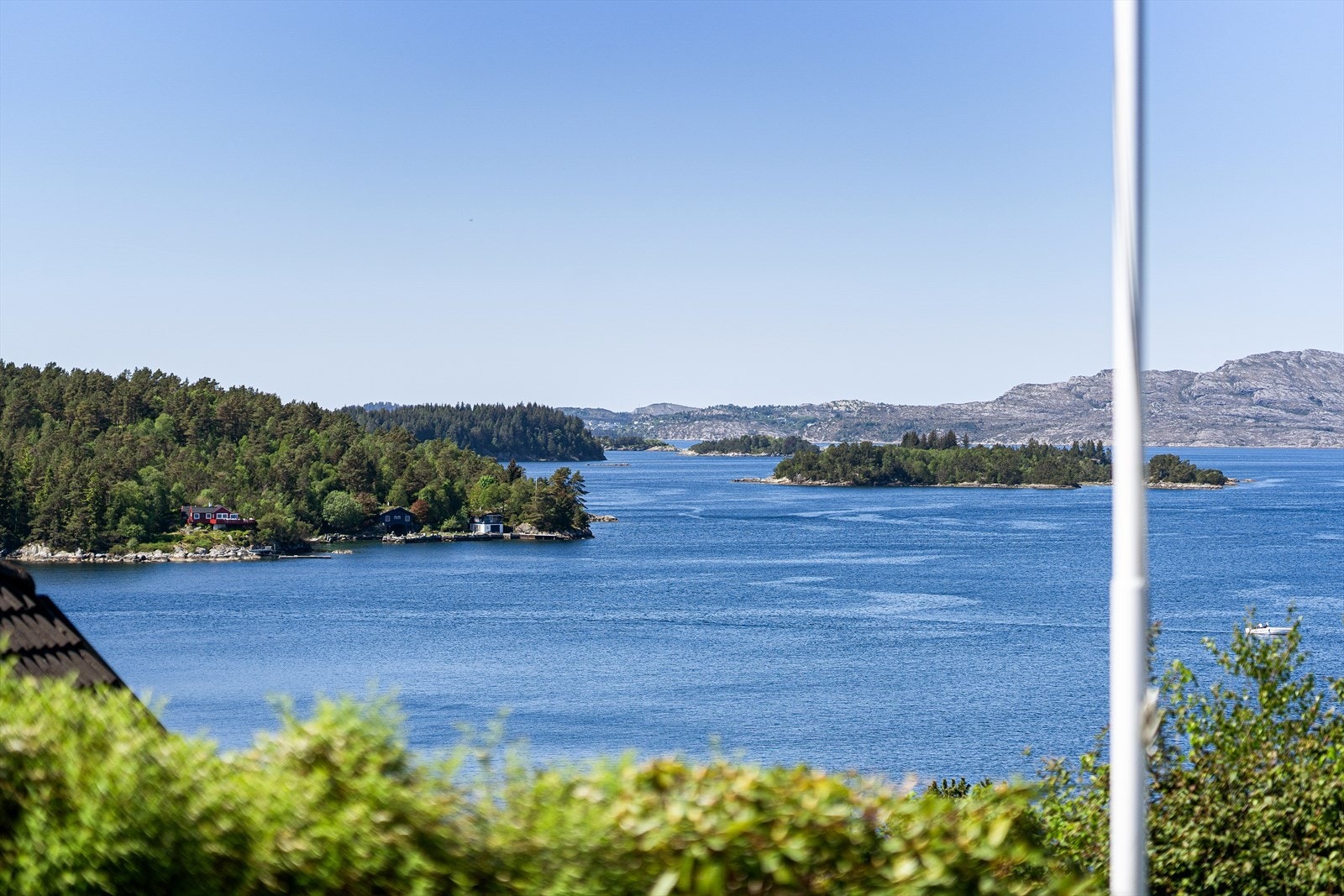 Det er i følge eier lett å skaffe seg båtplass på Hjellestad. Galleribilde