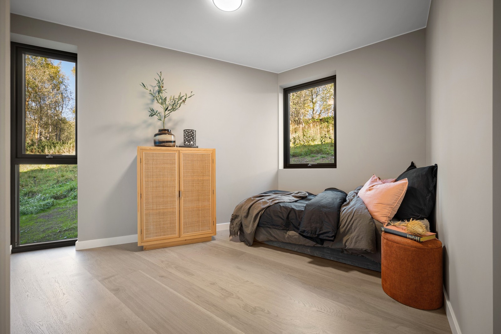 Soverom nr. 2 med pene overflater Galleribilde