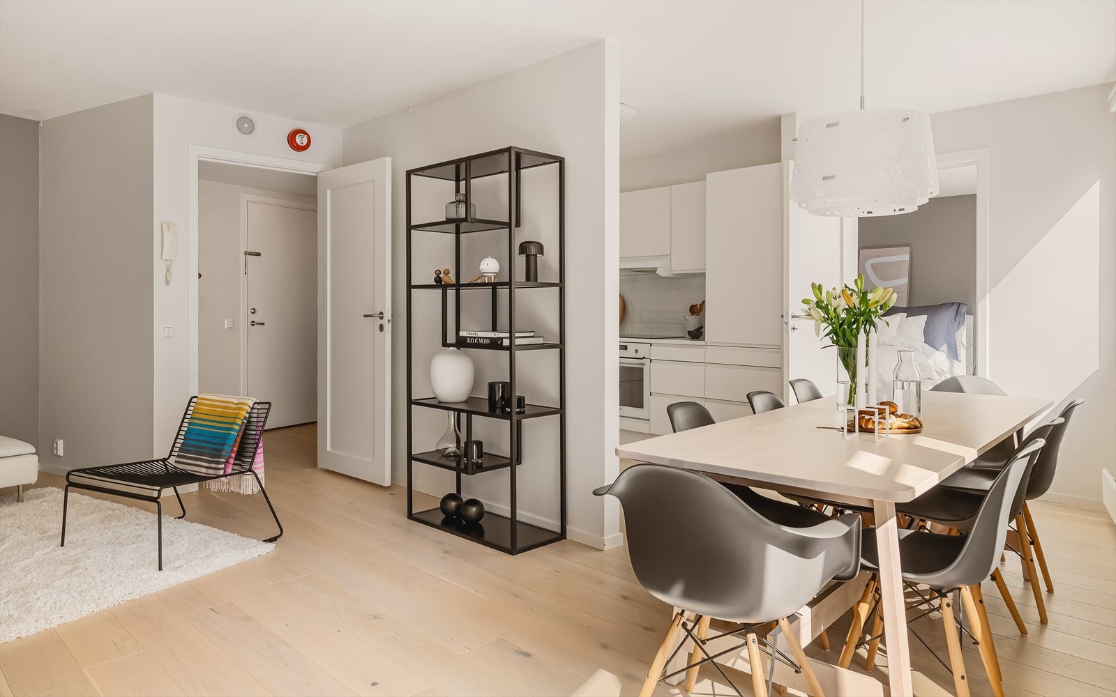 - Perfekt kombinasjon mellom åpen og lukket løsning - Galleribilde