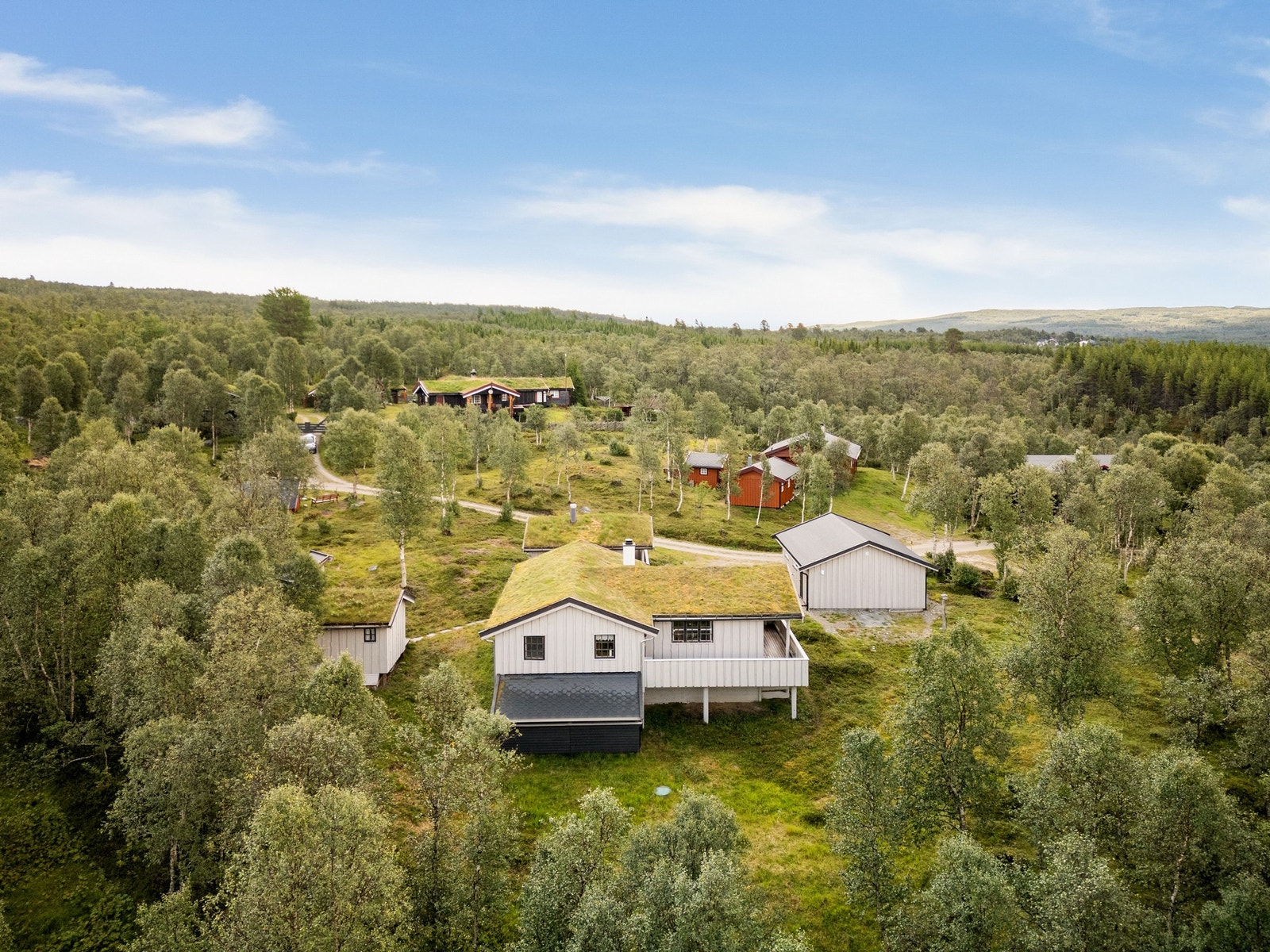 Under hytta er det etablert et vaskerom/ teknisk rom for varmtvannsbereder, stoppekran etc. Galleribilde