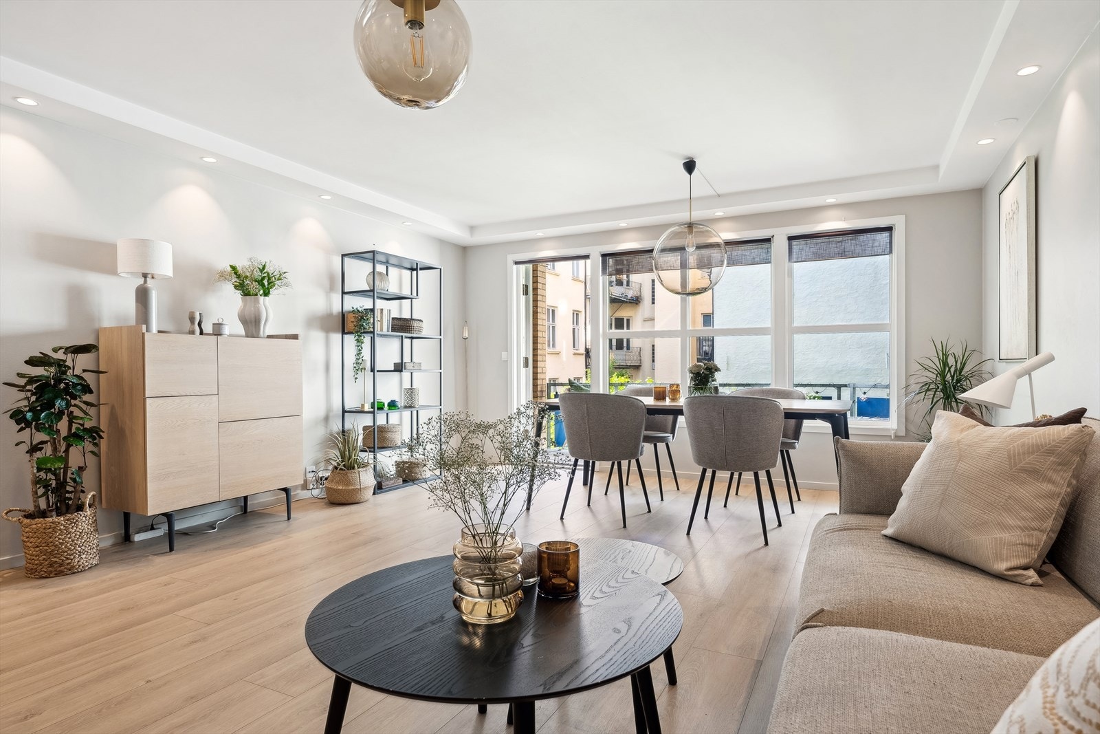 Linn Wendel har gleden av å presentere Welhavens gate 14! Galleribilde