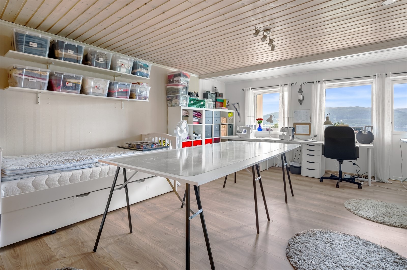 Soverom. Galleribilde