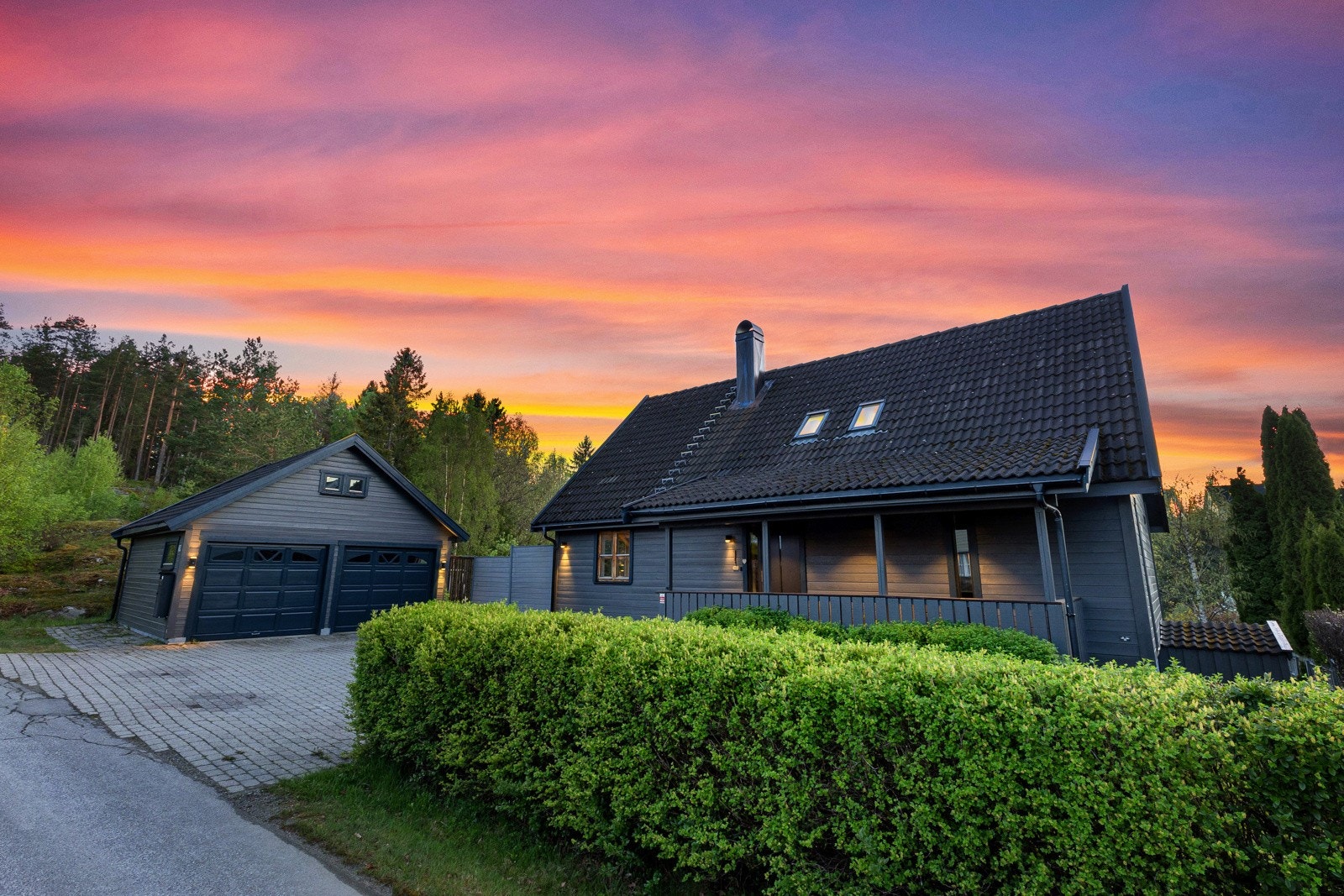 Th. Kittelsens vei 204 - Stor og innholdsrik enebolig over 3 plan - Attraktiv og usjenert beliggenhet i skogkanten Galleribilde