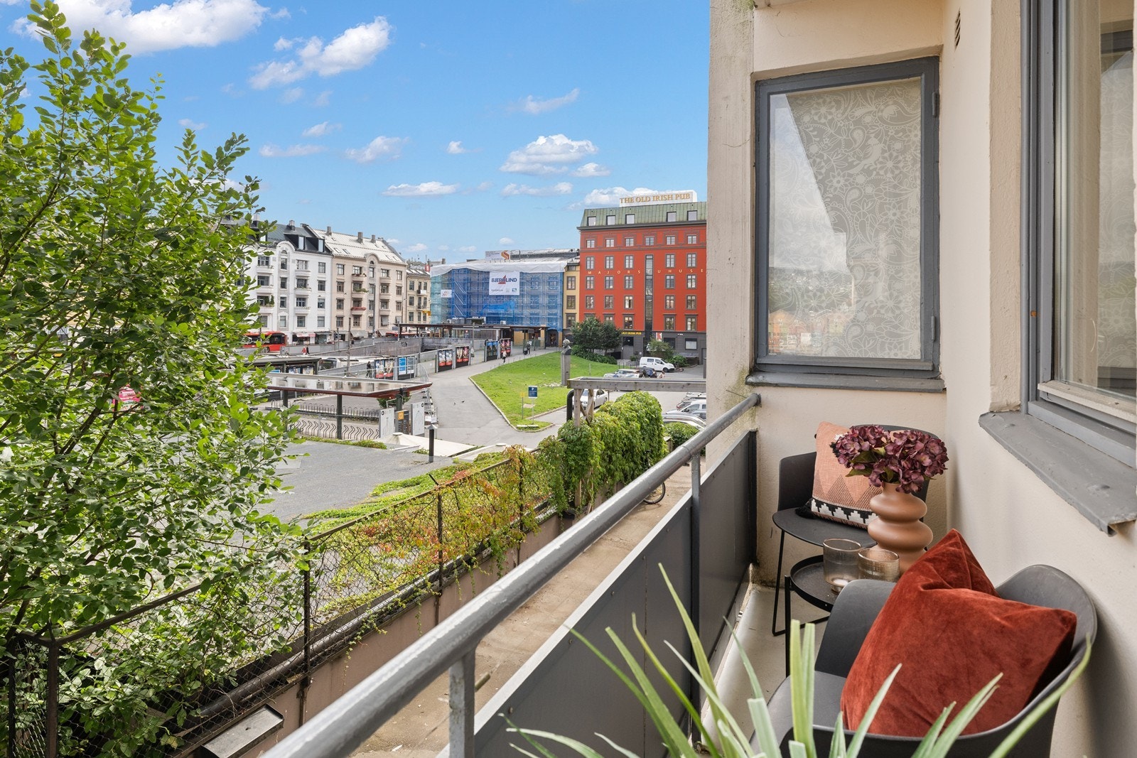 Ikke lange veien å gå til kollektivtrafikk! Galleribilde